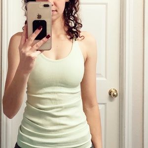 Lululemon tank